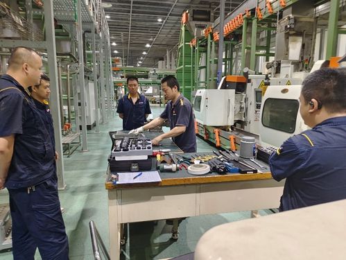 精進技藝展風采，備戰(zhàn)競賽促提升——重慶中煙重慶卷煙廠制絲車間積極備戰(zhàn)設備修理技能競賽